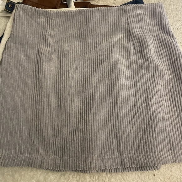 Lulus Light Grey Corduroy Mini Skirt Size Large - Picture 1 of 1